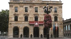 La fachada del ayuntamiento de Gijn.