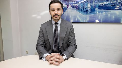 Diego Mourelle Barreiro (30 a�os) es diplom�tico de carrera del Estado espa�ol.