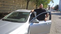Jos� Luis Pena es propietario de un local de hosteler�a en Esteiro.
