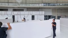 Los trabajos de montaje del vacun�dromo para la cuarta dosis del covid comenzaron el jueves en Expocoru�a