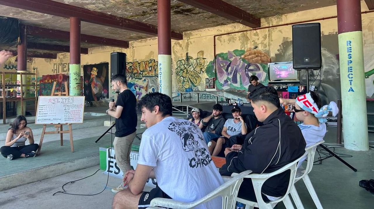 Apoyo gallego a la campaña para salvar el centro juvenil La Estación de A Estrada