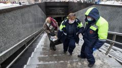 Foto de una entrada al metro de Mosc�, el pasado febrero
