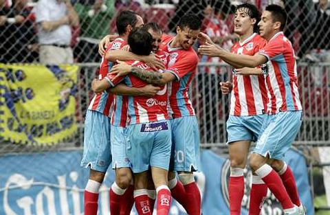 Los jugadores del Lugo festejan un gol contra Las Palmas, rival contra el que, posiblemente, realizaron su mejor encuentro.