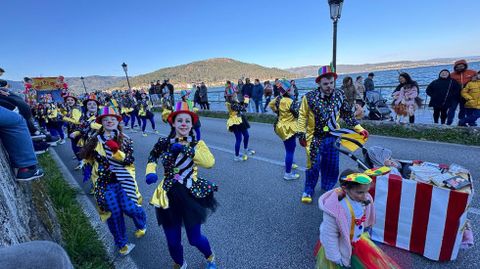 Desfile de carnaval en Muros
