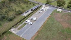 <span lang= gl >Nova �rea de autocaravanas, coas dependencias da froita ao seu car�n</span>