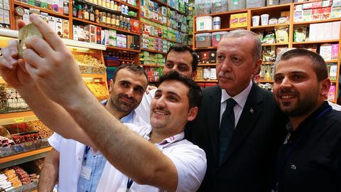 El mensaje nacionalista contra Atenas beneficia a un Erdogan en campa�a electoral