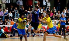 El Teucro jugando un partido contra el Bidasoa. 