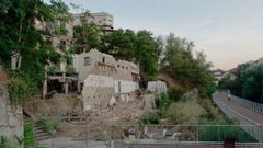 Los Ba�os de Outeiro, tras la paralizaci�n de los trabajos de derribo.