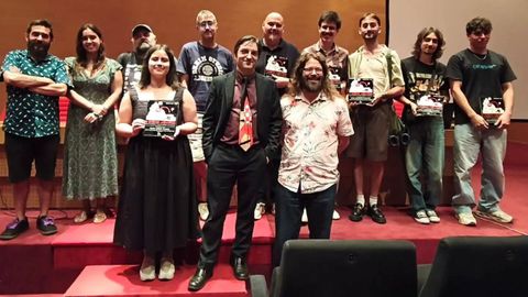 Foto de familia do arranque oficial do curso do Garaxe Herm&eacute;tico