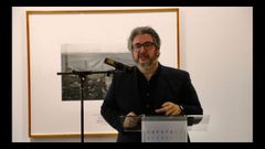 Juli�n Rodr�guez, en una exposici�n que comisari� en el Centro de las Artes Visuales Fundaci�n Helga de Alvear, en C�ceres