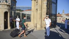 Entrada de los nuevos alumnos en la Escuela Naval Militar de Marn