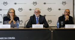 Armesto, en el centro, present� la convocatoria de ayudas. 