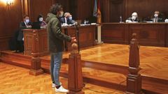 Serantes, ayer, durante su interrogatorio a preguntas de la Fiscala de la Audiencia de Pontevedra.