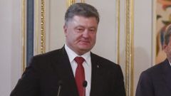 Poroschenko rechaza las acusaciones de Rusia sobre la culpabilidad de Ucrania en el derribo del vuelo MH17