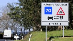 La nueva ley de tr�fico concede mayor protecci�n a los ciclistas en carretera.