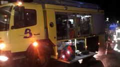 Intervenci�n en Vegadeo por un incendio en una vivienda en el que un hombre fue afectado por la inhalaci�n de humo