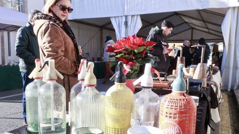 En el mercadillo hay antigedades, vinilos, artculos curiosos o repostera artesanal