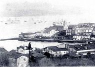 Imagen antigua del puerto de Corcubi�n, cuya actividad fue siempre fundamental para sus habitantes.  