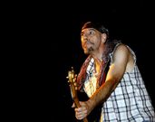 Enrique Villarreal, �el Drogas�, l�der de Barricada.