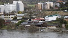 A nota. En Ourense leva tempo chovendo sobre mollado. As termas p�blicas de A Chavasqueira, asolagadas, dan unha idea do c�mulo de precitipaci�ns.