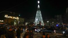 Seg�n los pliegos, el �rbol de Navidad gigante repetir� ubicaci�n en Bispo Ces�reo.