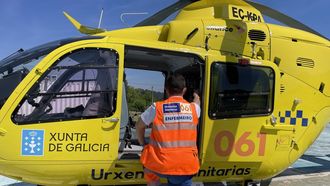 Imagen de archivo del helic�ptero del 061