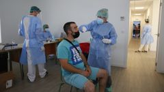 Cribado poblacional en Caldas con test de ant�genos para 1.530 personas del grupo de edad de 18 a 35 a�os