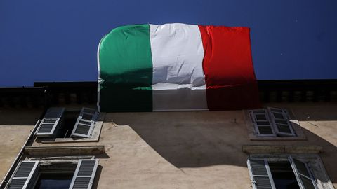 La provincia italiana del Alto Adigio ignora al Gobierno y reabrir completamente