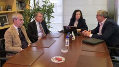 El presidente del puerto en una reuni�n en el Campus Industrial de Ferrol con la vicerrectora
