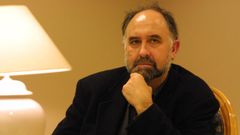 O cineasta Eloy Lozano, retratado na Coru�a no ano 2001