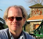 Jonathan Dunne � o ant�logo e principal tradutor da antolox�a