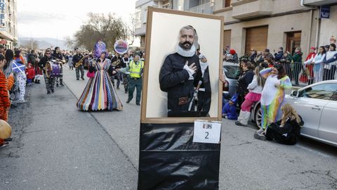 Gran desfile en Xinzo de Limia en el d�a grande del entroido