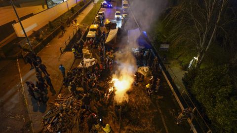 Los agricultores pasar�n la noche en la N-120