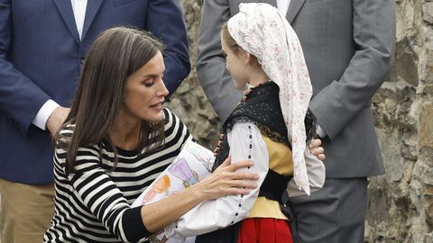 La familia real visita Cadav�u para entregar el premio Pueblo Ejemplar 2022