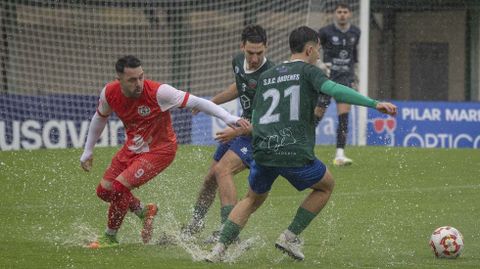 Campo municipal de Vista Alegre, en Ordes. Partido de la Preferente Galicia entre el Ordes y el Pol.