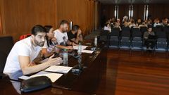 El conservador Mat�as Gonz�lez Ca��n, en una intervenci�n en el pleno de A Illa