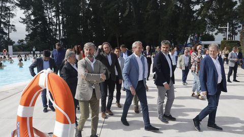 El presidente de la Xunta recorri el parque acompaado del presidente de la Diputacin y representantes de otras instituciones