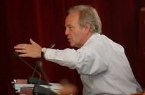 Vilari�o -en un pleno- ya dimiti� como edil del PP y coordinador del edificio de la Xunta.