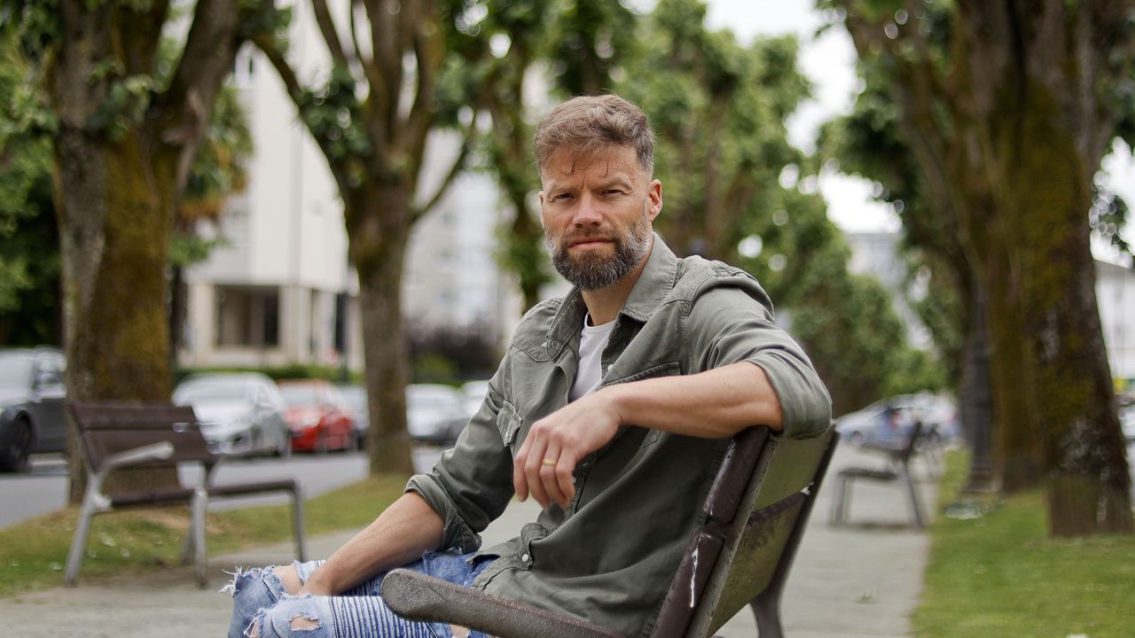 Aitor Fernández, ex jugador del CD Lugo: «Vivo en un sito donde jugué hace muchos años y todavía me recuerdan»