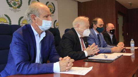 Los responsables de colegios veterinarios insisten en la necesidad de m�s seguridad  
