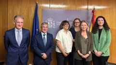 Menor, ayer en Madrid con representantes del Imserso.