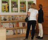 La biblioteca Rosal�a de Castro de Vilagarc�a acolle unha mostra sobre Filgueira Valverde desde esta semana. 