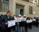 Los funcionarios han protestado reiteradamente en el �ltimo a�o por los recortes.