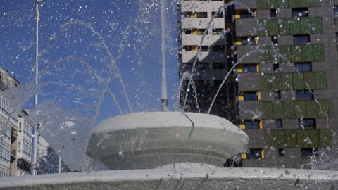 Exterior de la fuente de Cuatro Caminos