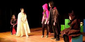 El teatro aficionado ser� protagonista ma�ana sobre las tablas del teatro Principal de A Estrada.