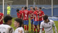 Los unionistas celebran el gol que abri&oacute; el marcador en Ver&iacute;n