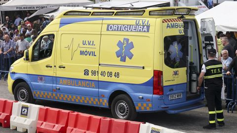 Una uvi m�vil, el jueves en la Feira do Cabalo de Moeche