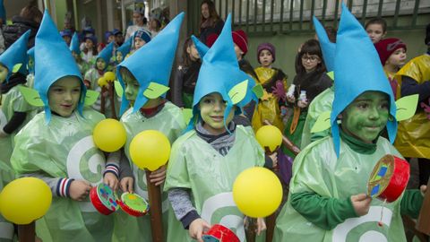 Presentaci�n de la Mikaeli�a y del bus de la Mikaela en Bu�o