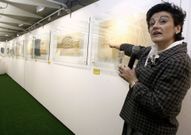 Saavedra promovi� alguna exposici�n de documentos del archivo. 