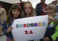 Ni�os del Milladoiro piden dos docentes para tercero. 